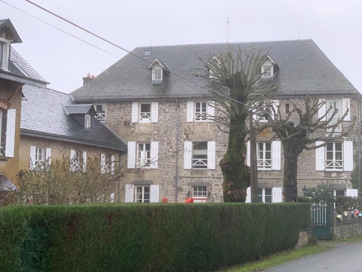 Chateau De Savennes - Caveau De Sabrage Exterior foto