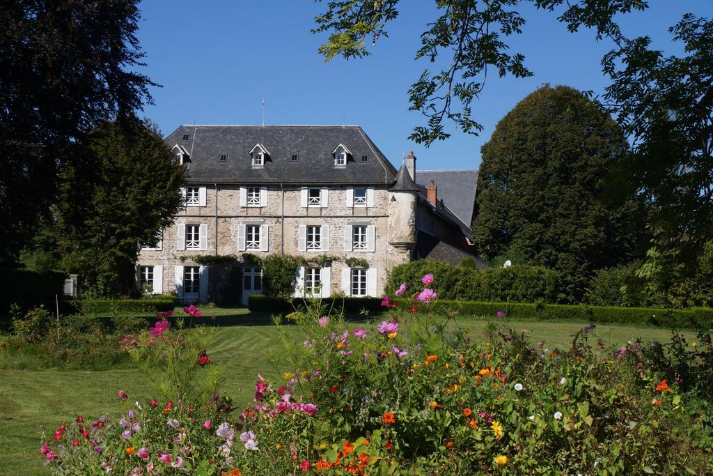 Chateau De Savennes - Caveau De Sabrage Exterior foto